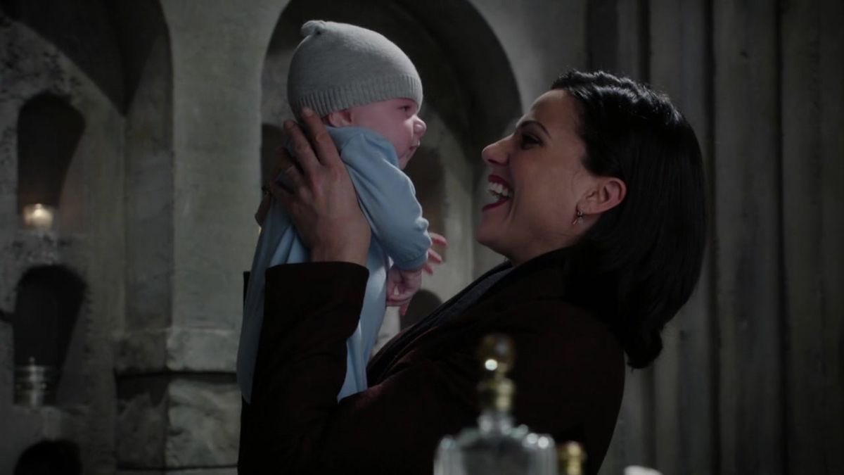 snoopy & swanqueen tweet media