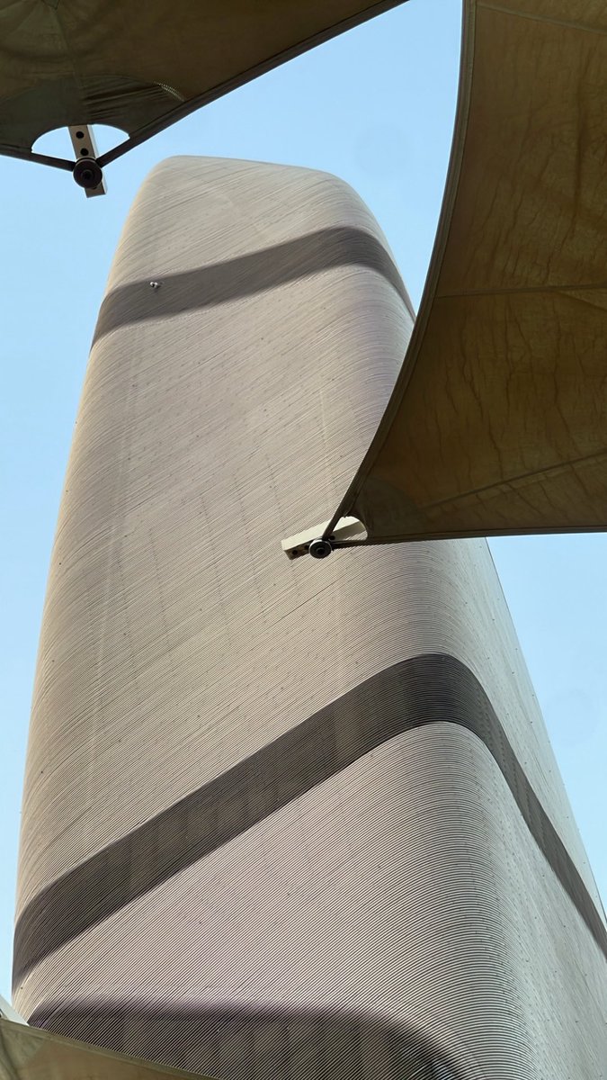 هشام الشلاحي tweet media