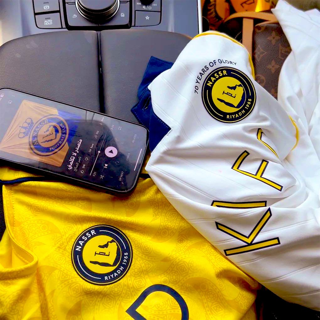 (R.R💓)🪞 tweet media