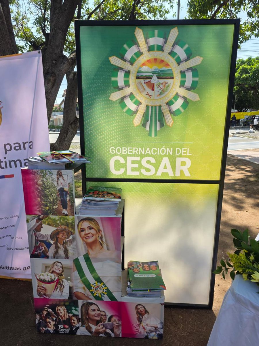 MinInterior's tweet photo. En el marco del Día Nacional de las Víctimas del Conflicto Armado, formalizamos un acuerdo para prevenir el reclutamiento de niños, niñas, adolescentes en conjunto con la Gobernación del Cesar. https://t.co/f8FeAErYIM