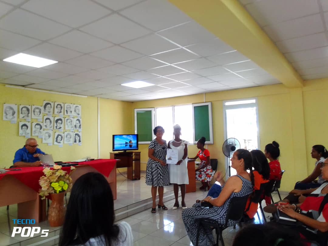 Celebra la Contraloría #SantiagoDeCuba su Reunión de Balance Anual de la CP y el STA, espacio donde se reafirmó el compromiso de resistir y avanzar con unidad, ética y responsabilidad nuestra labor. Inspirados en el #CentenarioDelComandanteEnJefe .