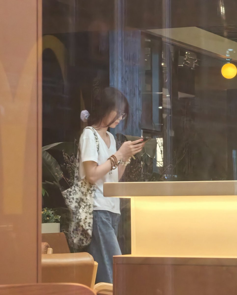 小野的刚好路过 tweet media