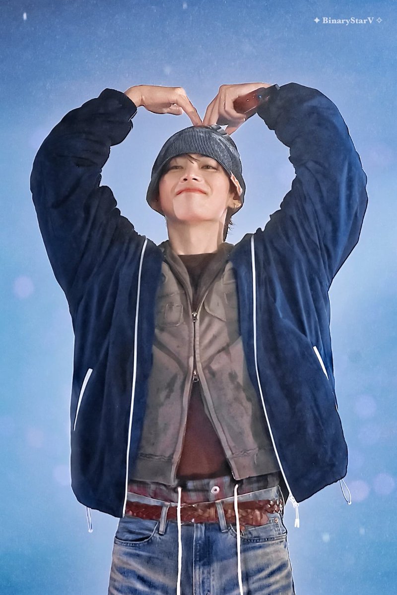 BTSVChartData's tweet image. Kim Taehyung is currently the most searched idol in South Korea and worldwide on google following BTS concert.