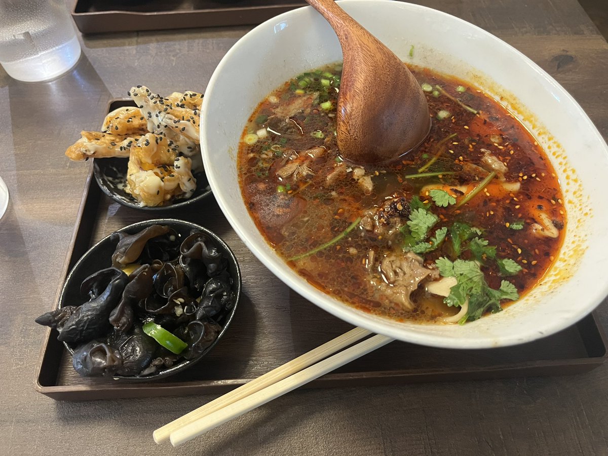 MarcHurBoston's tweet image. A quick (and really tasty) lunch break in Cambridge. #Lanner