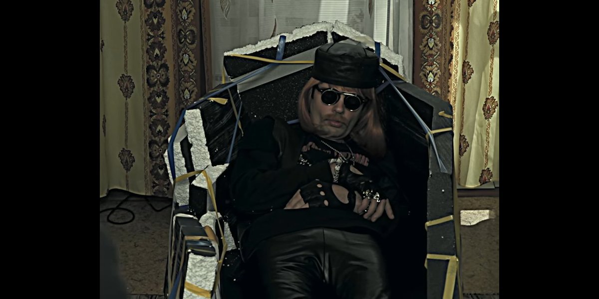 Гром в раю tweet media