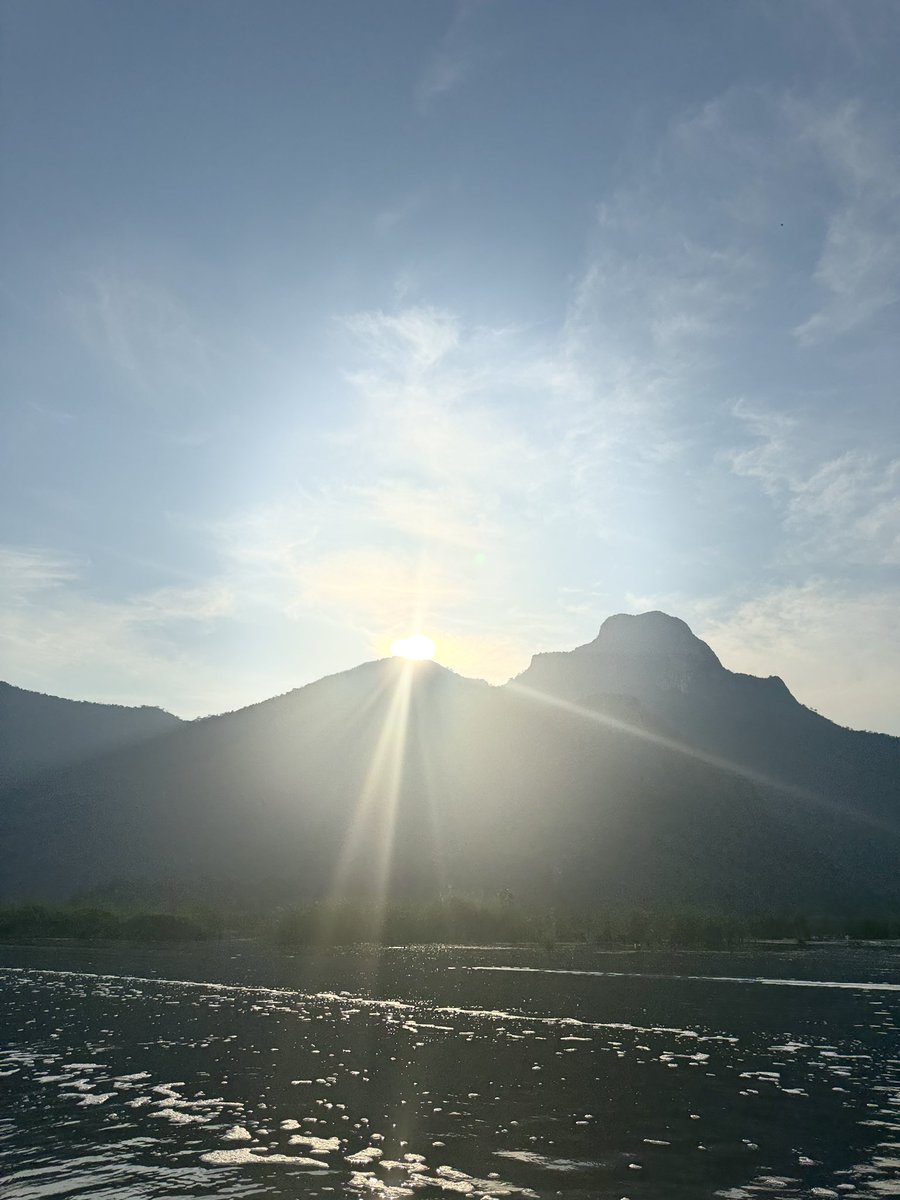 เพิ่งกลับมา อยากกลับไปอีกแล้ว  #wlw