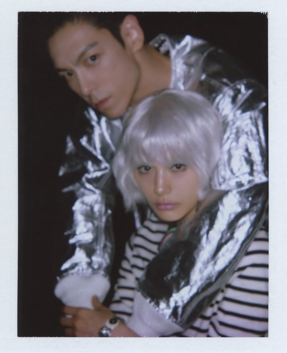 daehoist's tweet photo. none of the behind the scenes pictures being in the mv 😭 seunghyun deadass wanted to gatekeep studio54 bye https://t.co/rSbz7XYE0z