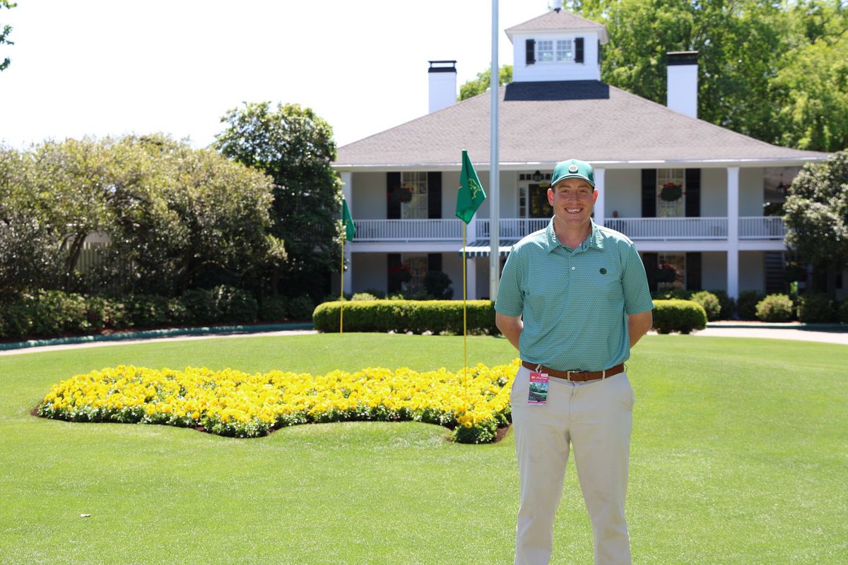 WillLaine's tweet photo. Today was a good day! First year as a @GCSAA Class A Superintendent ⛳️🏌️‍♂️

@TheMasters https://t.co/84wbF9E91E
