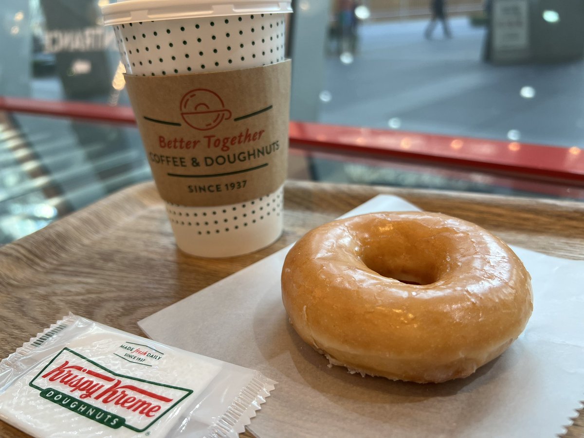 おはドーナツ🍩

あさオリグレしてきましたっ🍩☕️☀️
ドリンク一杯にオリグレ１つついてくる、おトクすぎなモーニングがあるの、知ってましたか！？

全国のドリンク提供店舗でやってます😋
オープンから11時まで⏰

朝ごはんにオリグレ、ありじゃないですか？🥹