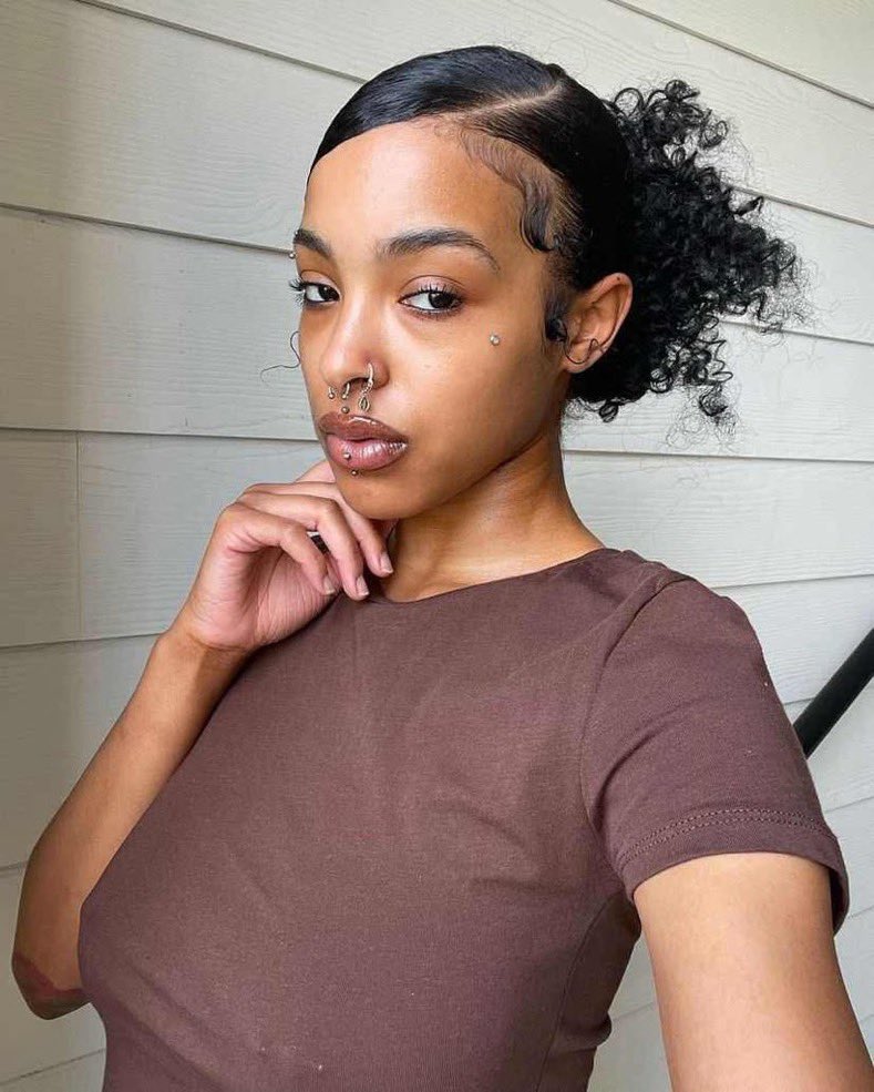 Meliy127 tweet media