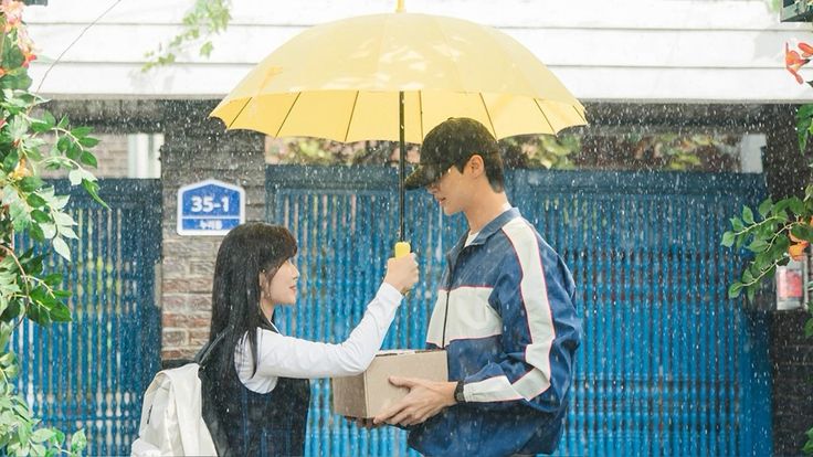 leemaryellow's tweet photo. Ya pasaron 2 años de Lovely Runner, y sigo sin superar que pude estar ahí 🥹💛☔

#선재업고튀어 #LovelyRunner #artist https://t.co/qXQTls5vHE