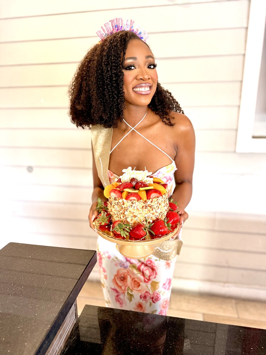 Charrise Lane tweet media