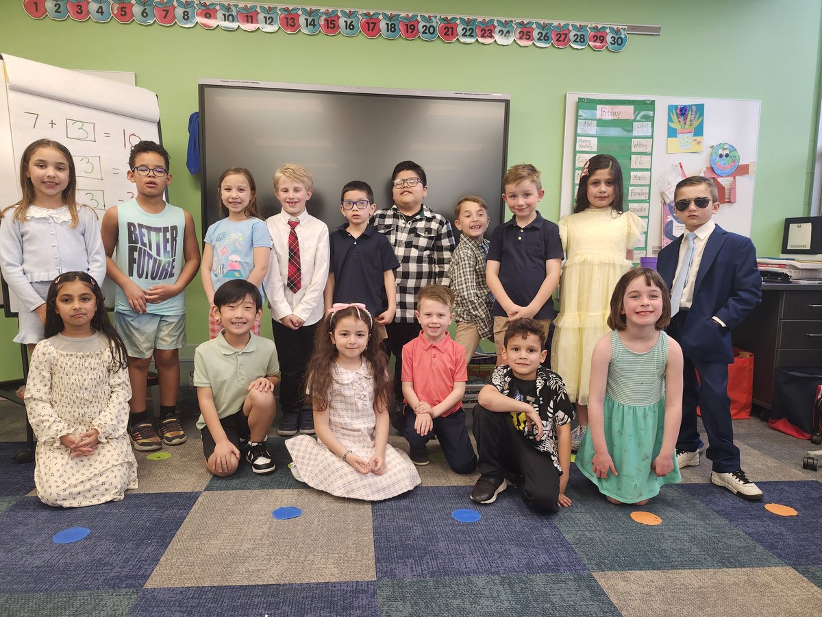 EuclidCheung's tweet photo. Congratulations @Euclid_Music and First Graders for a wonderful music sharing tonight!  ##euclidexplores #r https://t.co/BTEebQRcLT
