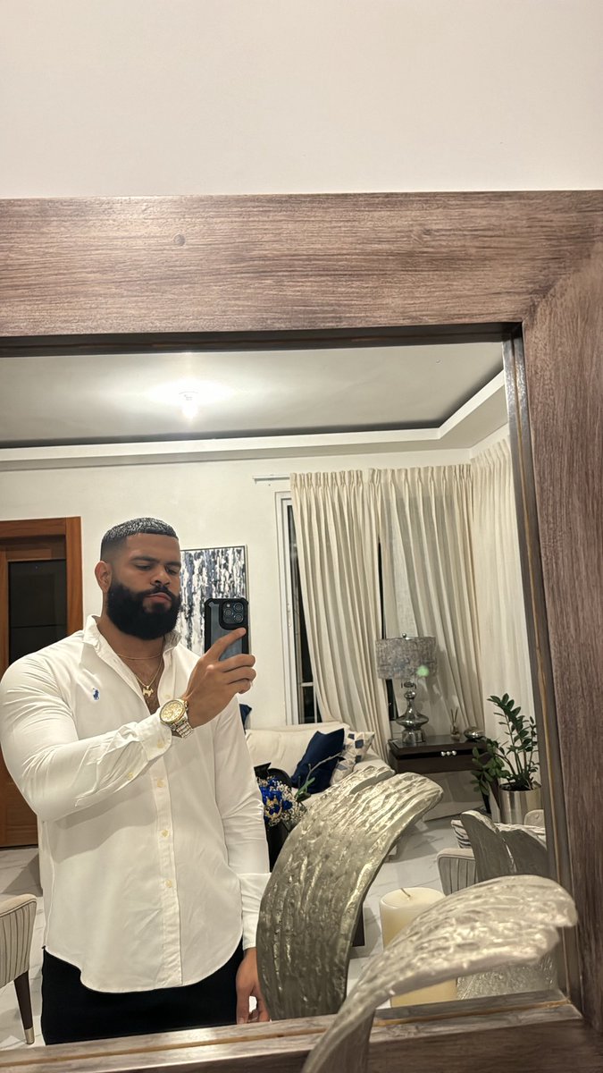 Bearded Man 🧔🏻‍♂️ tweet media