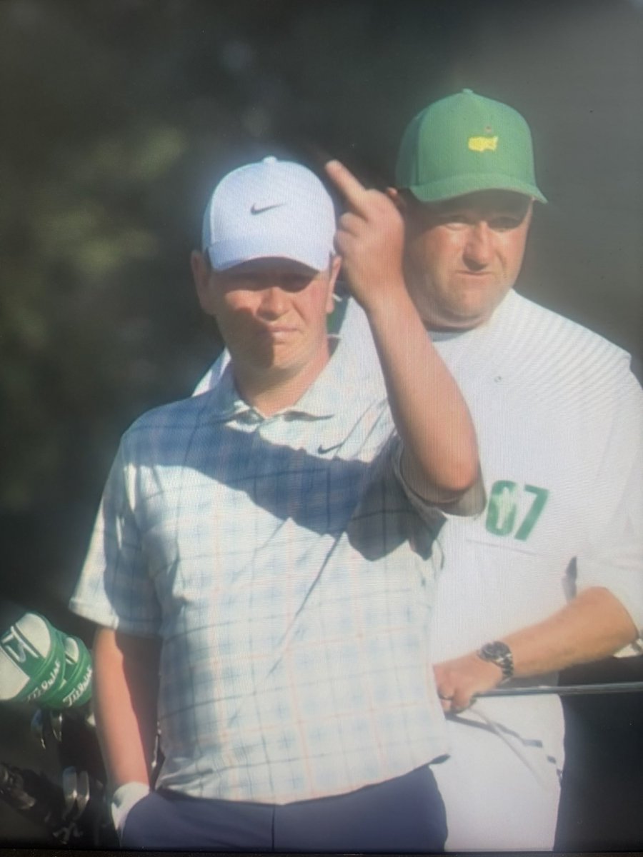ukrainianplug's tweet photo. Guys like Bobby MacIntyre are why I watch golf.

- 3 club smashes 
- 2 audible F-Bombs 
- 1 bird flip 

My kinda golfer.  

#themasters https://t.co/YSro2CSHKC