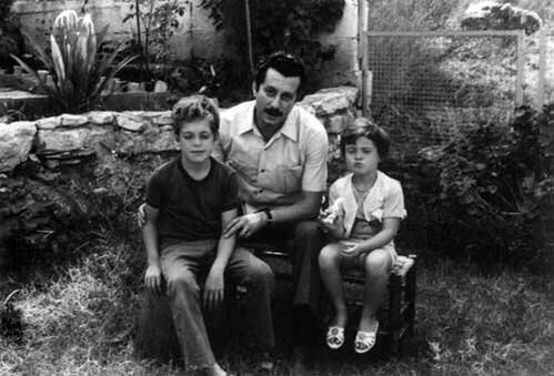 Fadi_S_Ennab's tweet photo. "The only literature that can bravely shoulder the necessary confrontation-in form and content-is the literature of the Arab youth who suffer under the military Zionist occupation." (Ghassan Kanafani) https://t.co/ysLPXiC67v
