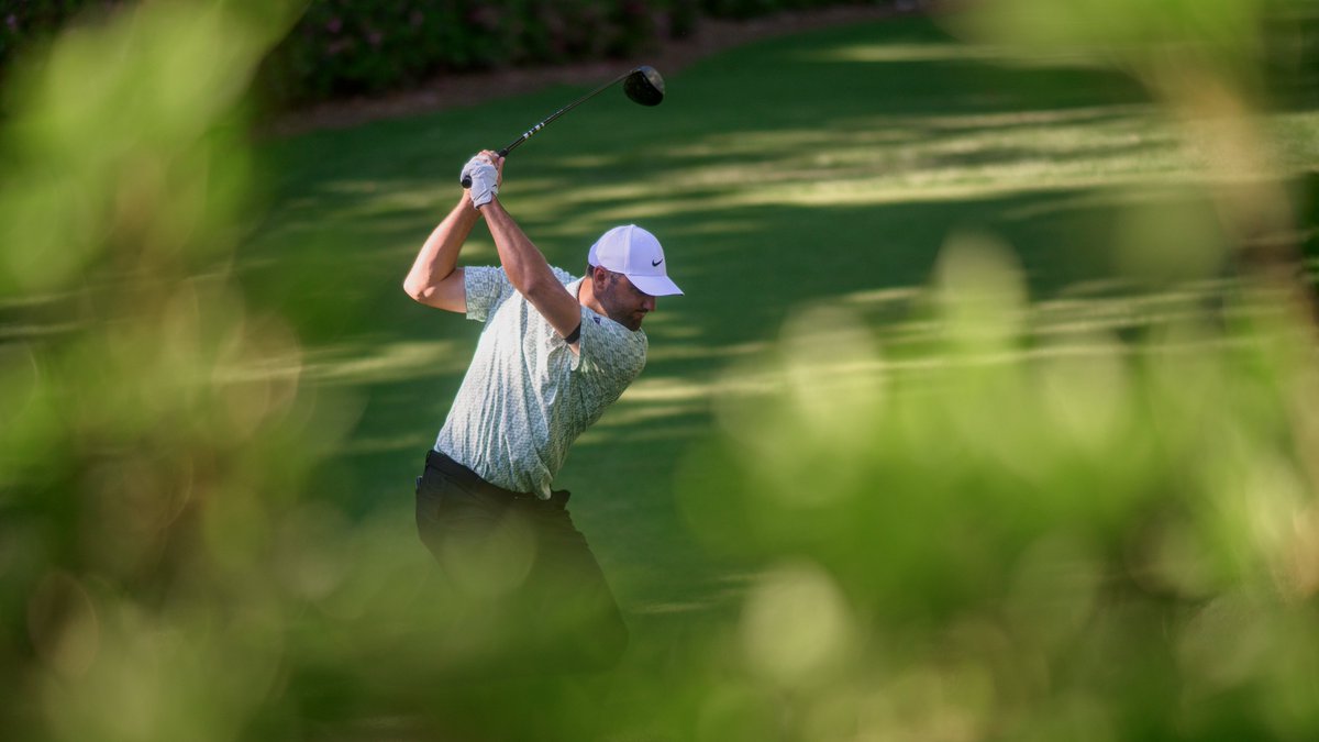TheMasters's tweet image. Long shadows of the afternoon. #themasters