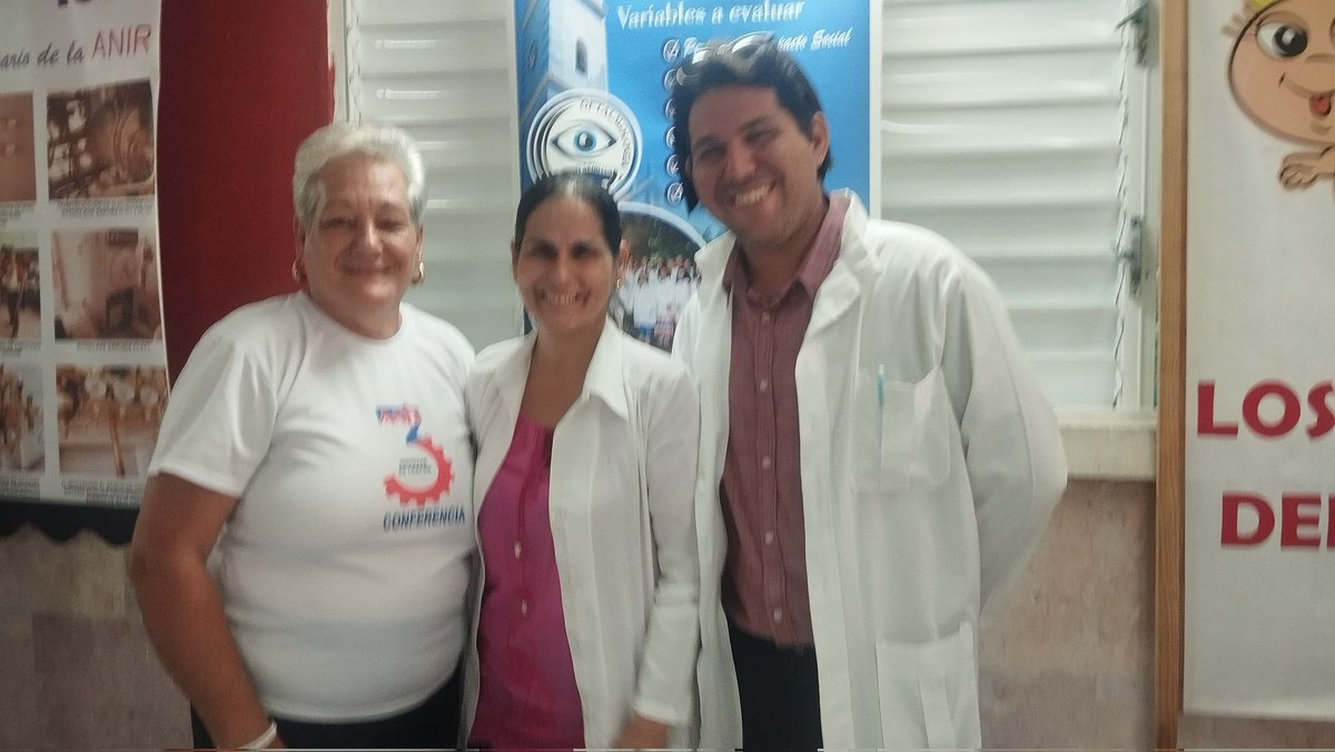 En la 4 Expo Soluciones Cuba del Sector de la Salud y la Biotecnología,la Empresa Labiofam,la UEB Apícola,muestran los productos vinculados con la salud.
#CienciaEInnovación 
#CubaPorLaVida
#SanctiSpiritusEnMarcha
<a href="/CitmaSancti/">Citma Sancti Spíritus</a> <a href="/LCitma85813/">leonel_diaz_citma</a> <a href="/ArmandoRguezB/">Armando</a> <a href="/AlexisLorente74/">Alexis Lorente Jiménez</a>