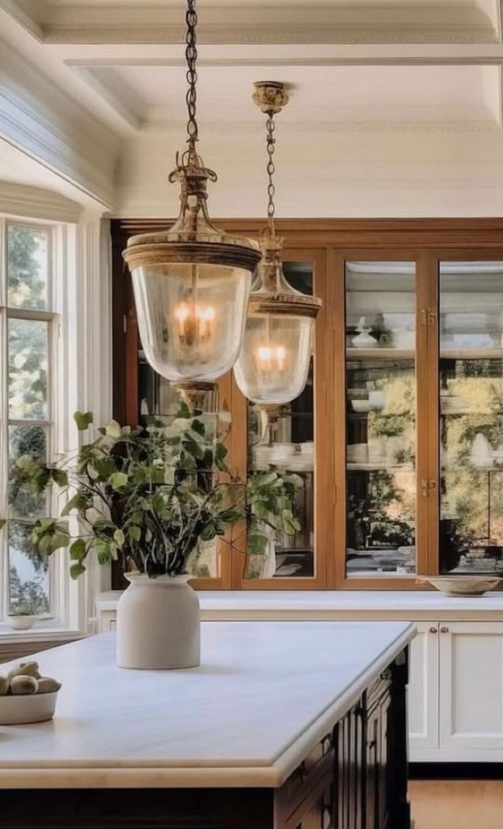 Elle Lookbook tweet media