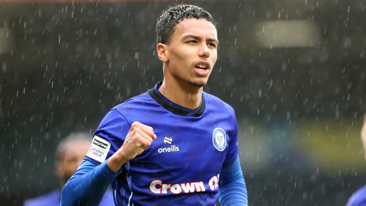 LaticsAwayDays tweet media