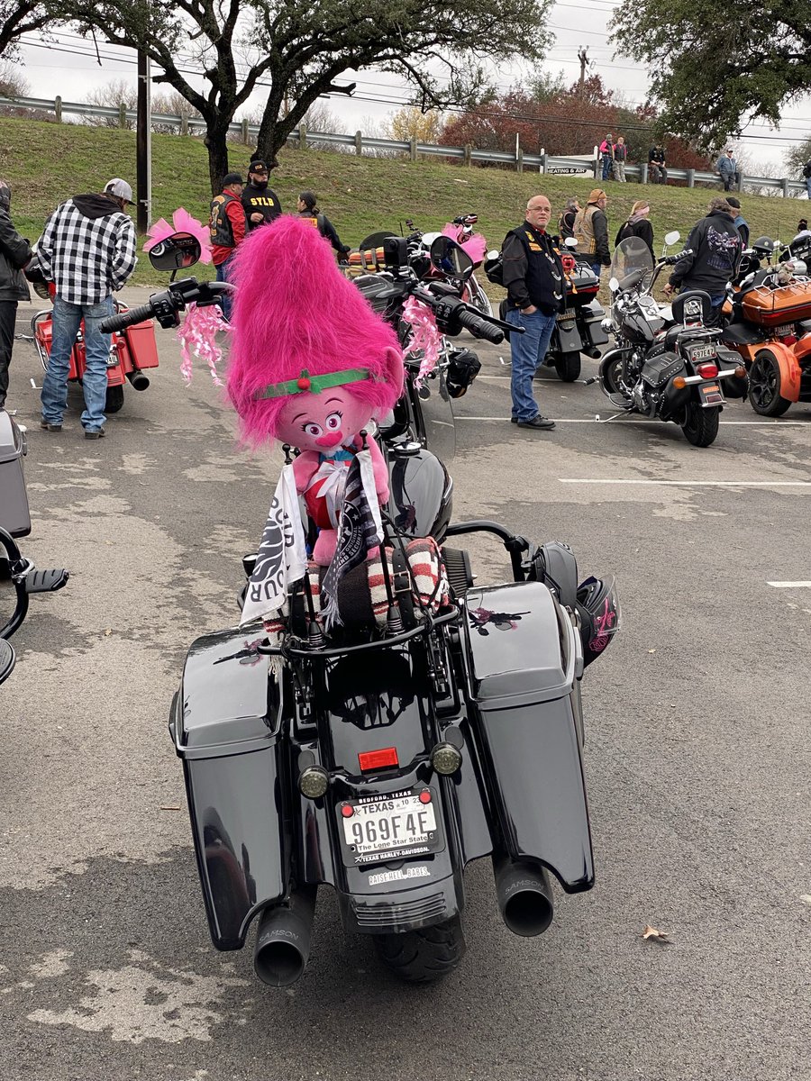 HarleyLalaTX's tweet image. I’m one of many people in the DFW area who were affected by the abduction and murder of Athena Strand. I had the honor to join hundreds of other bikers for her benefit ride, donate to the family, and pray for justice. 

Watching this trial has been difficult but it is no