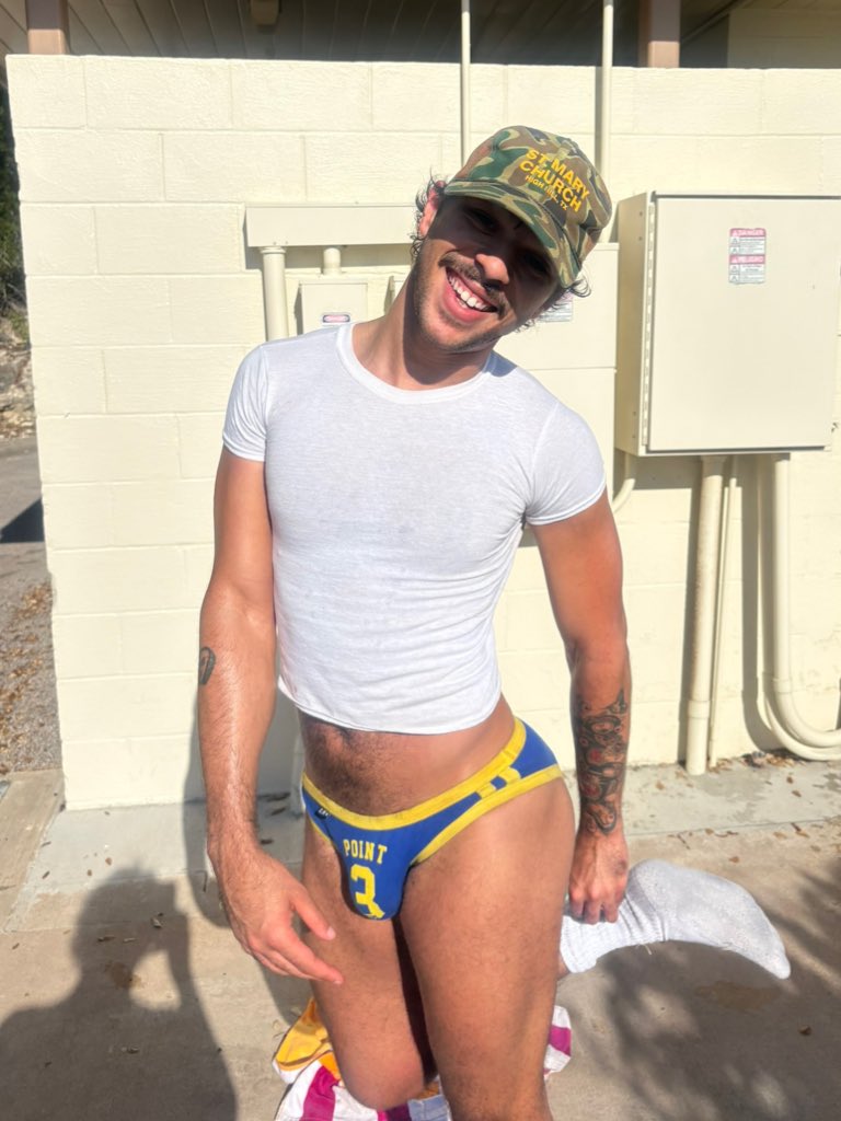 𝖍𝖚𝖓𝖓𝖞 tweet media