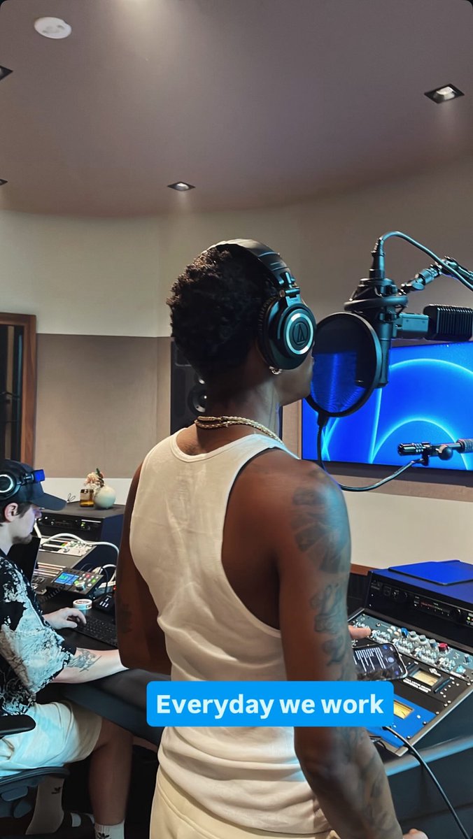 Wizkid Source tweet media