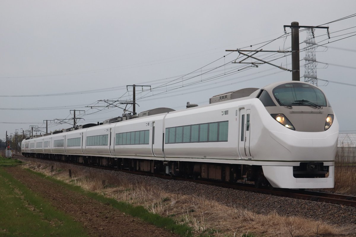 Hitachi_27_kani's tweet photo. 2026.4/9 回8725M KY出場回送 
E657系 K1編成(651系オマージュカラー) https://t.co/cTcJeoc75h