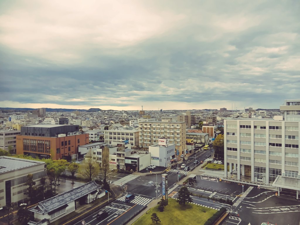 やん坊🎸🐱🦋🍛🍓🧜‍♀🐉🚃6️⃣👑 tweet media