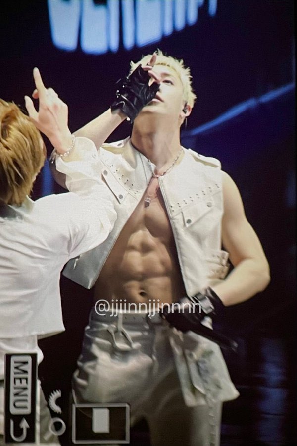lena bang tweet media