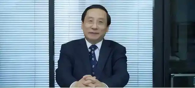 hello world tweet media