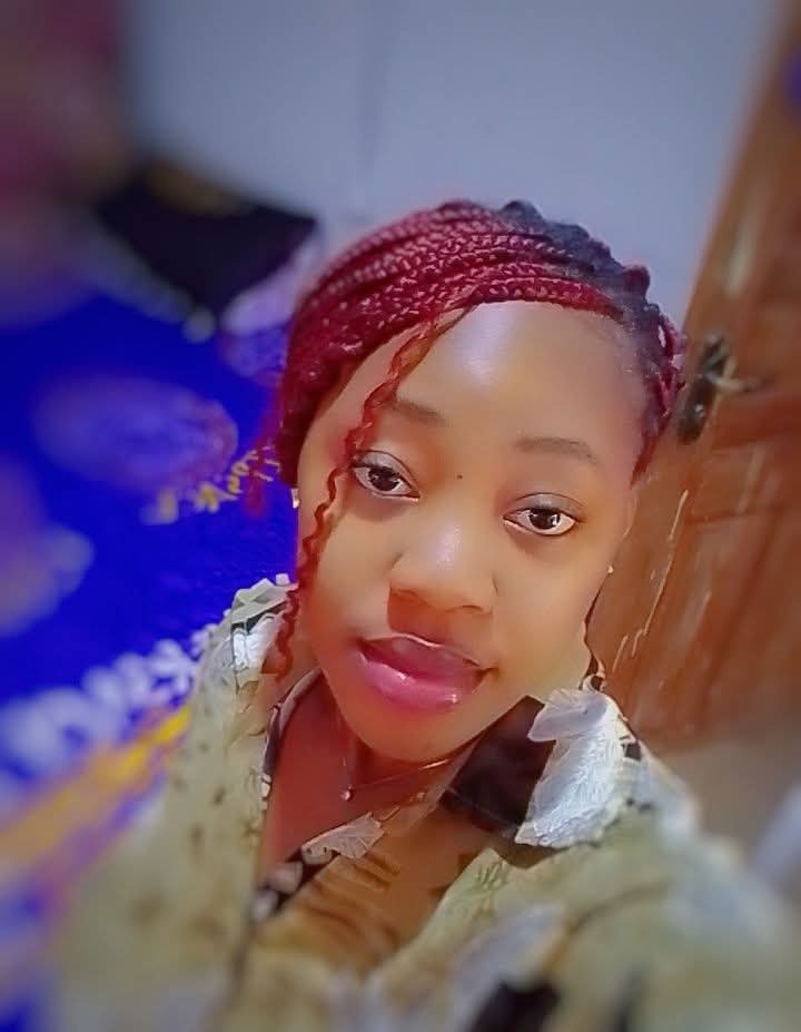 Evolve With Esther 🤍 tweet media