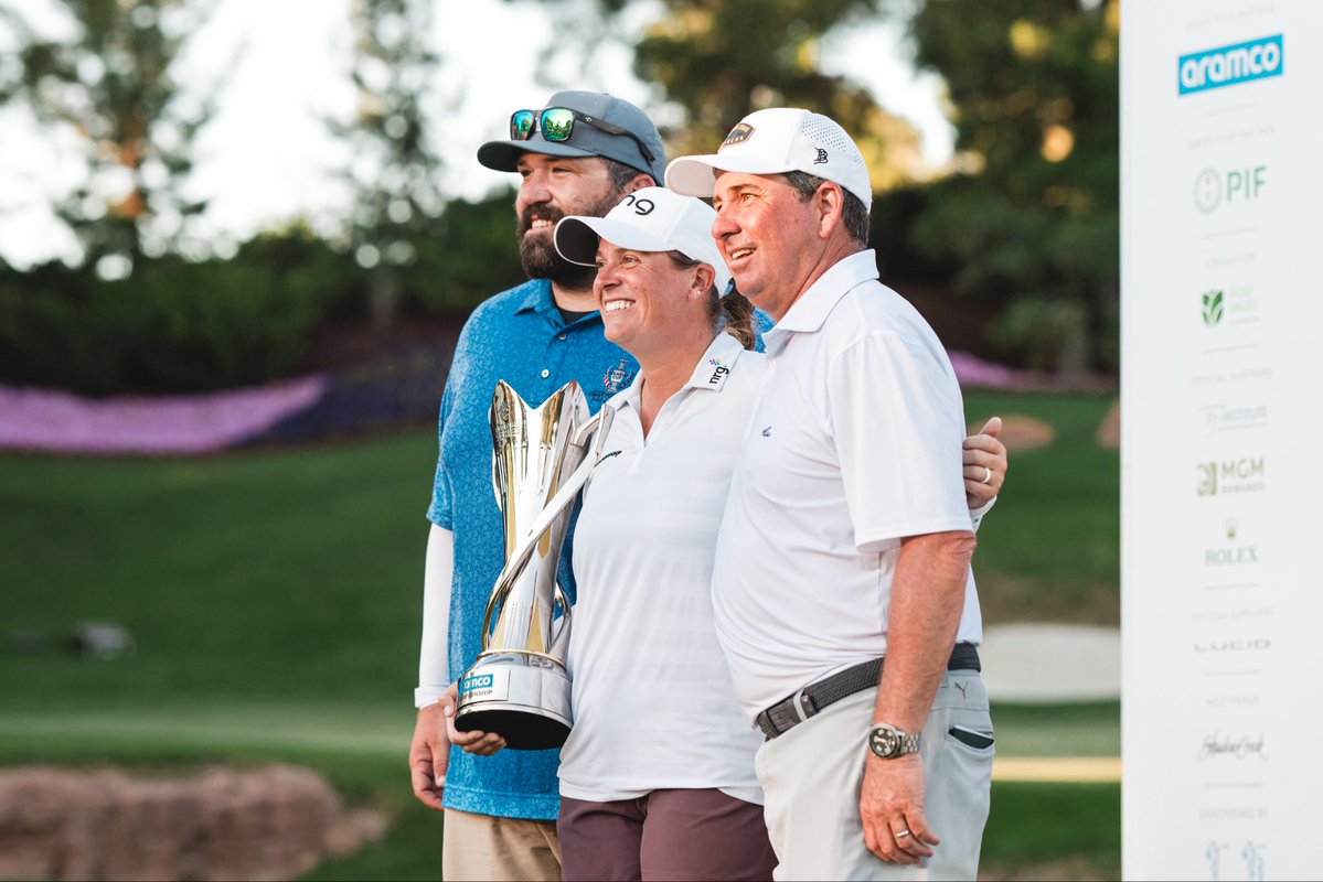 Lauren Coughlin tweet media