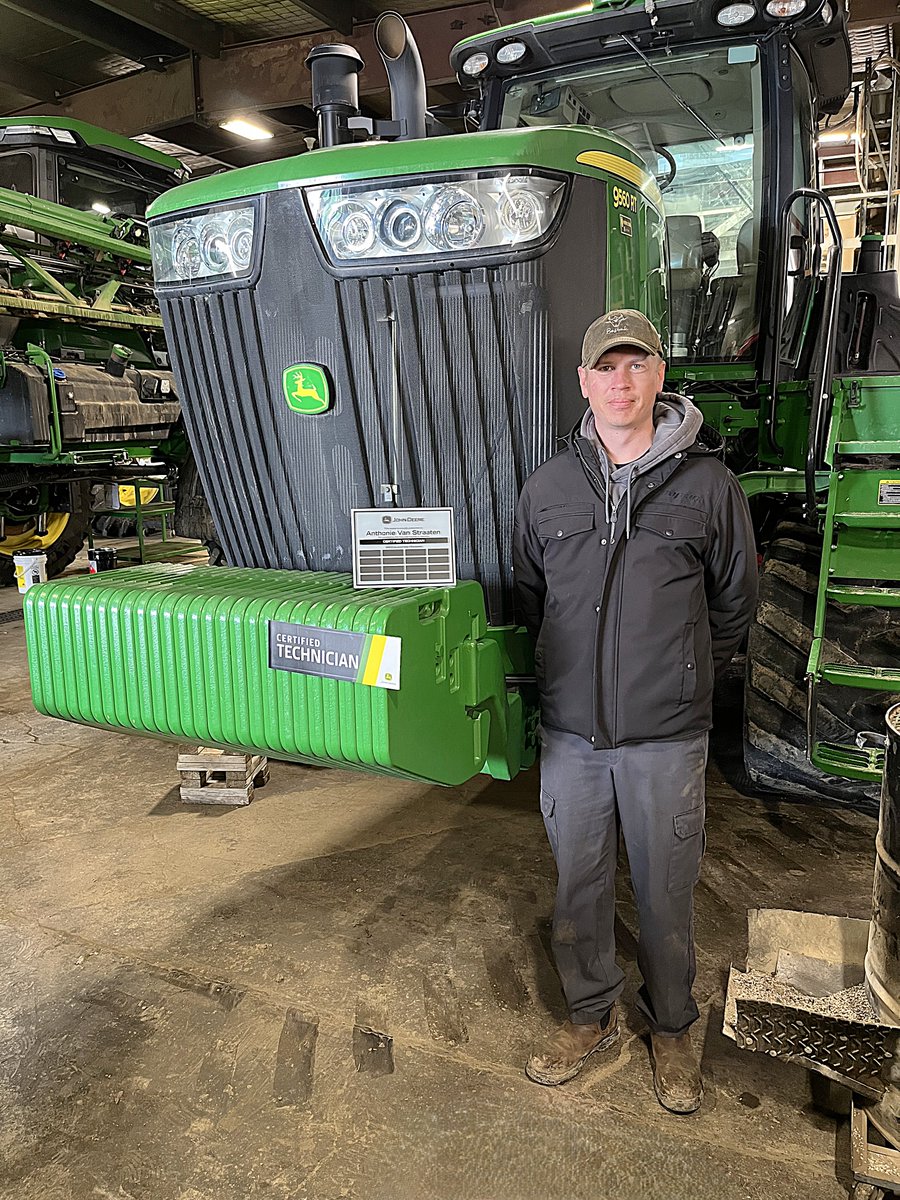 WesternSalesLtd's tweet photo. 🎓Hats off to Anthonie Van Staaten at #WesternSales in #Elrose on earning his @JohnDeere Certified Technician status! His expertise and dedication to the ag tech craft keep our customers up and running when it matters most.
When you need the job done right and on time, trust the experts like Anthonie at Western Sales.
👀 Could you see yourself here?
Build your future in a growing career:
👉 https://t.co/B2HJsrndq0 OR apply today at careers@westernsales.ca
#OneWestern #JohnDeere #Elrose #Saskatchewan #SaskAg #AgTech #SaskJobs #SmallTownSask