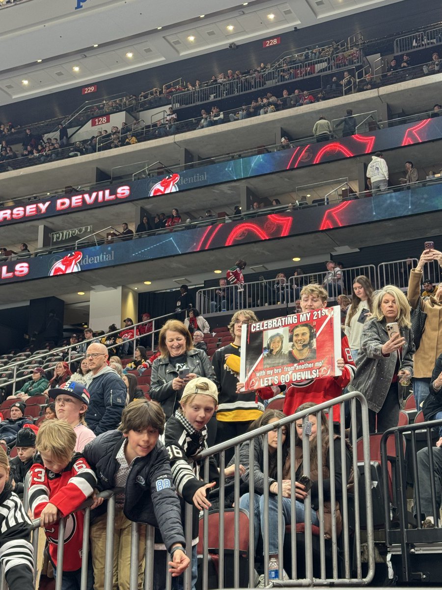 RealAm73's tweet photo. #PruPics https://t.co/znWYdI3ZG6