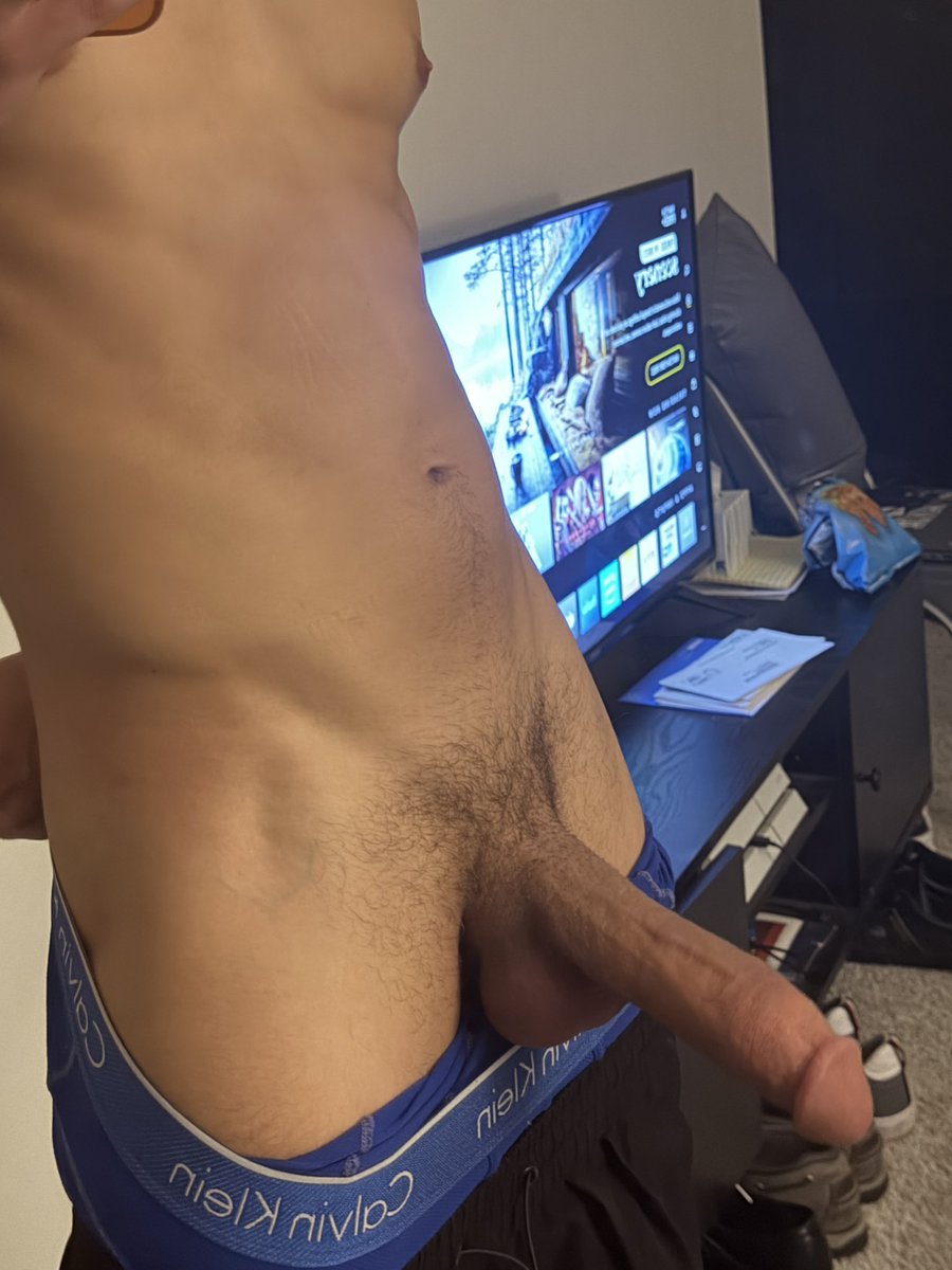 Gabespackage's tweet photo. Chudai 💪💪💪 https://t.co/ktFCvS9DV0