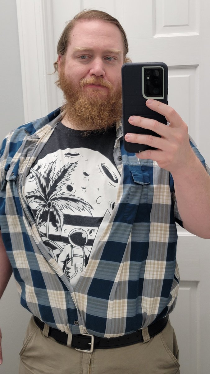 realitymill's tweet photo. Wearing more space related shirts lately in honor of the Artemiss II mission. Hope the space travelers get home safe!

#nasa https://t.co/PqUAzaOEoK