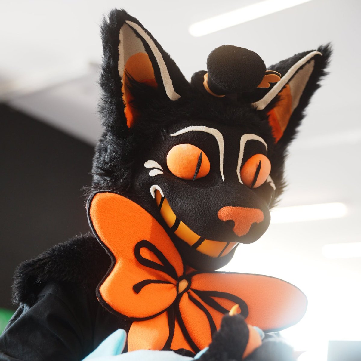 jacklanterncat's tweet photo. Man I Love Fish
#fursuit #fursuitfriday https://t.co/2ANfhpCjS0