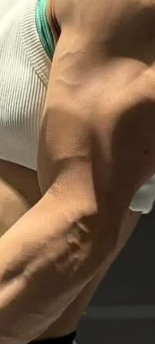 Right-wing Blackbird tweet media