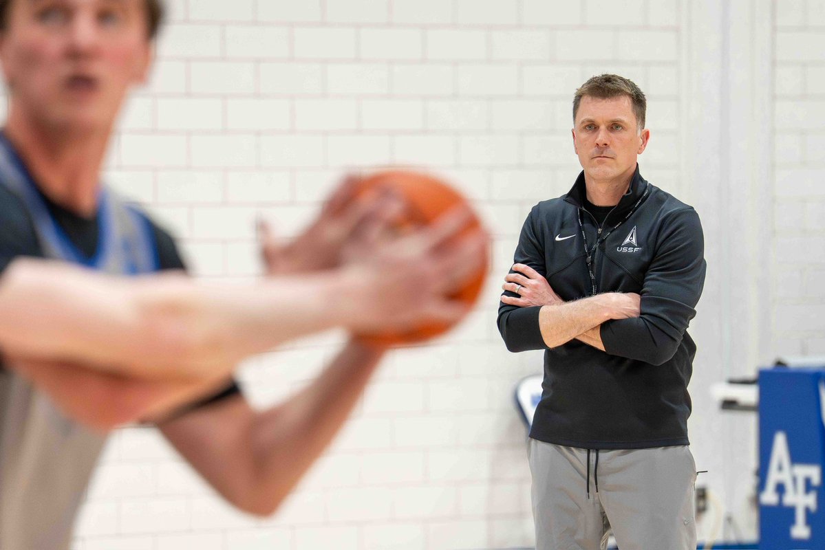 Air Force Men's Basketball tweet media
