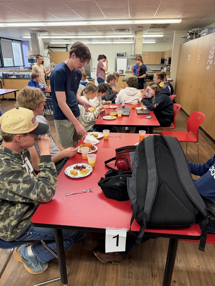 USD 384 Blue Valley-Randolph tweet media