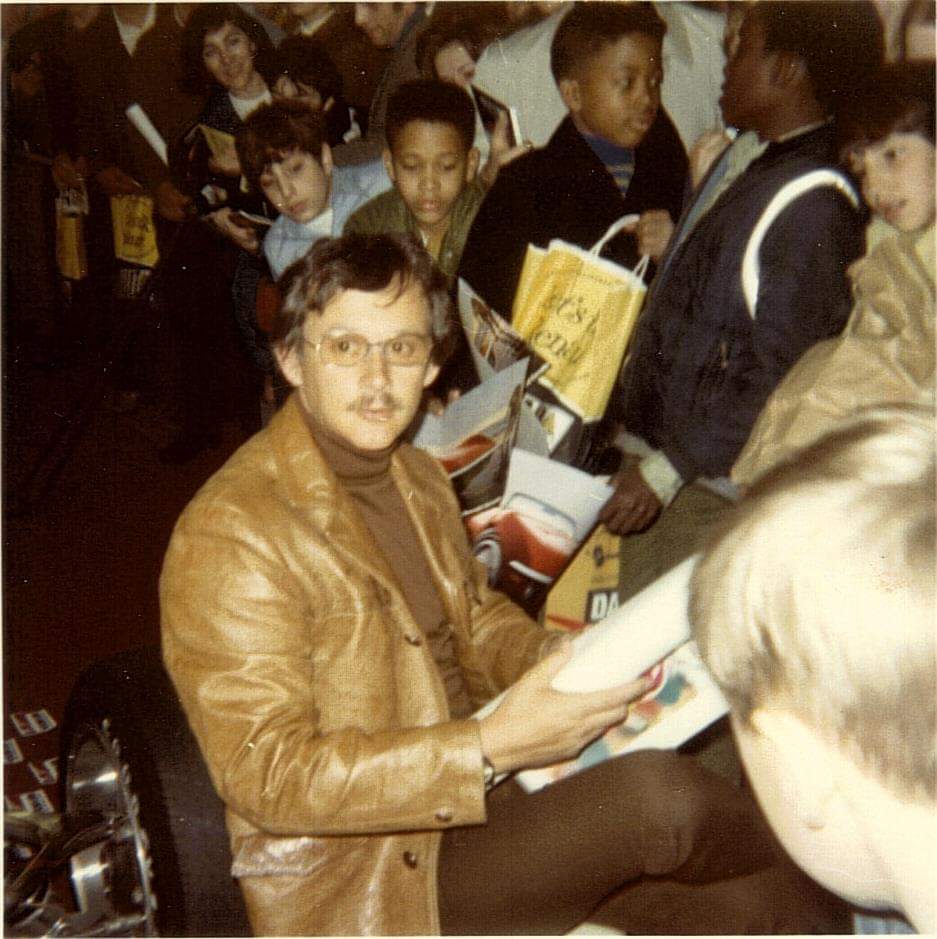 HAILWOOD's tweet photo. @EenaRuffini @business @mattmiller1973 Dick Smothers 1970 NY Auto Show. He was there with his Lotus 70/Chevrolet Formula 5000 racing team. https://t.co/x4IoQu9KCI