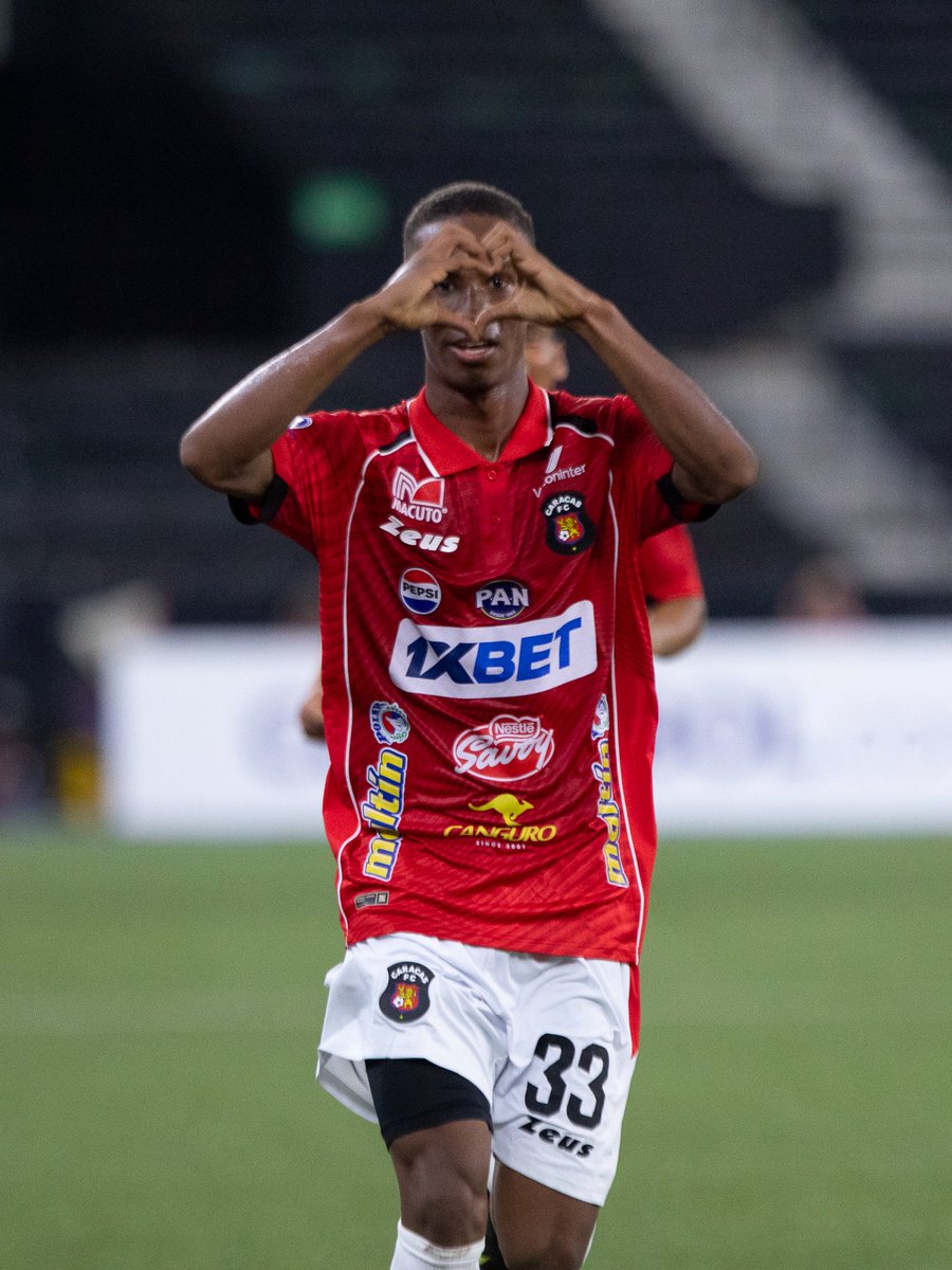 ¡POR CARACAS. VAMOOOOS! ❤️

⚽️ Wilfred Correa