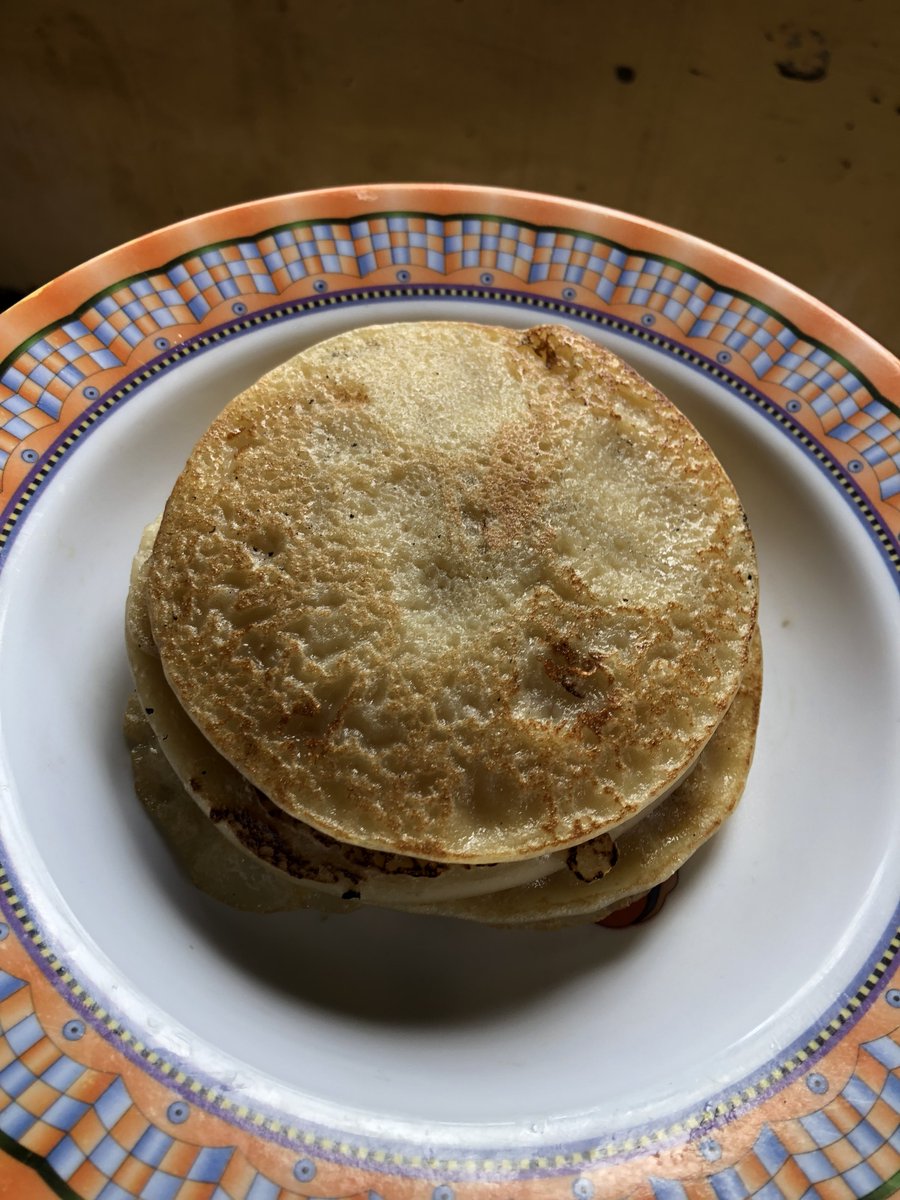 AdenikeVer50272's tweet photo. Day 61 of posting what i love doing till pharos tge.
This morning, i made pancake, tea and some slices of pawpaw fruit.
#Celebritypharoschef
#Pretge
#Pharosmainnet
#Realfi
#Web3entrepreneur https://t.co/FSNzvrQ9tD