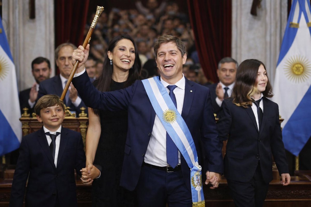 Si sos jubilado votalo a Axel,el no te va a pedir un crédito para comprarse un departamento, el te va a dar un préstamo a vos para que te compres el tuyo.
#LosAdorniInvestigados