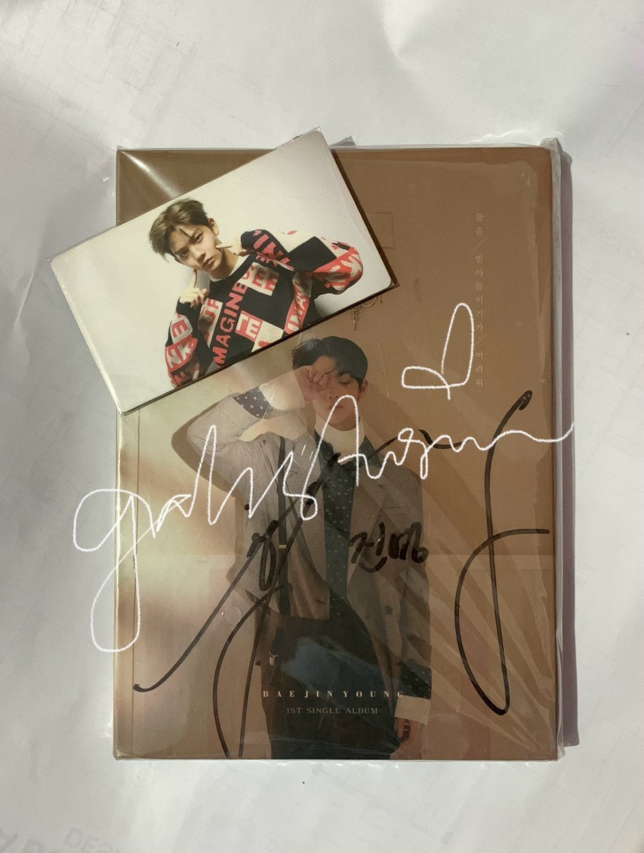 🦊 #tindanigah | wts lfb wannaone ph .ᐟ    

 ↳ bae jinyoung signed album &amp; broadcast pc set - ₱1500 dop, ₱1000 payo

ㅡ payo / long dop / prio set taker
ㅡ sensi ❌
ㅡ rcbyt, ⌕ gahstusin.carrd.co!    
ㅡ jnt, lbc, ggx, sdd &amp; ww shipping    
ㅡ reply/dm to claim