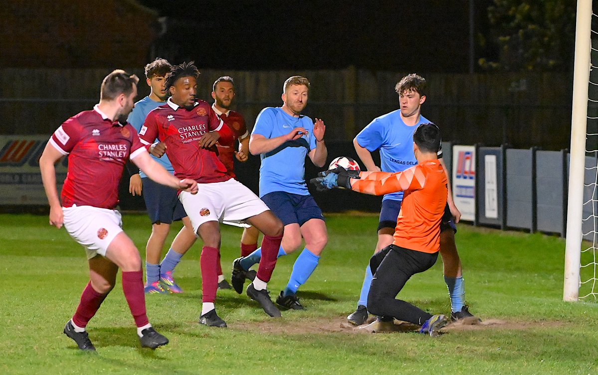 Dial Square F.C. tweet media