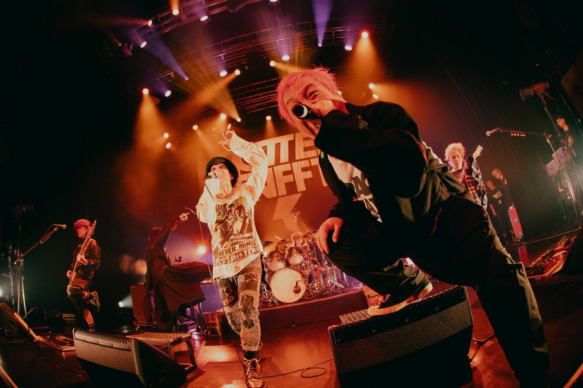 FUNGUS_OFFICIAL's tweet photo. ROTTENGRAFFTY"わびさびTOUR FINAL SERIES ONEMAN LIVE"
2026.4.8 Zepp Shinjuku
[SECRET GUEST VOCAL : 鎌坂 誠]

📷️Photo by かわどう

#ROTTENGRAFFTY
#FUNGUS
#TRACY https://t.co/N4LyAAij0i
