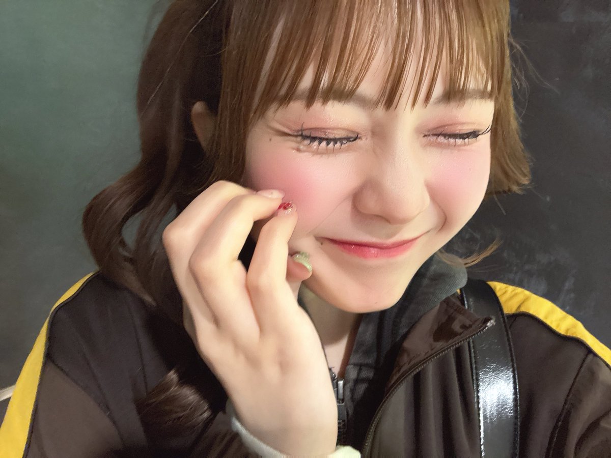 鈴木花梨(MORE STAR) tweet media