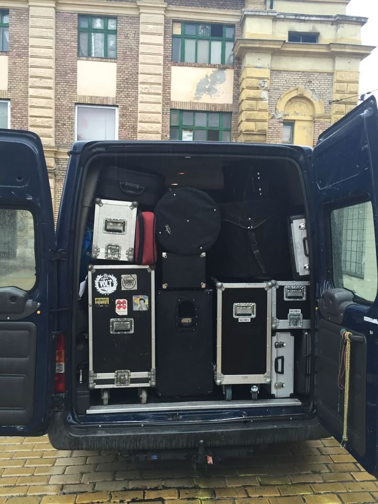 Clari | C08 tweet media